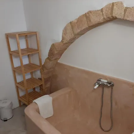 ゲストハウス En Patmo スカラ